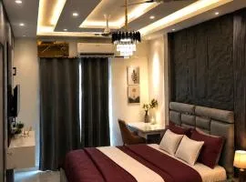 Skyline suites