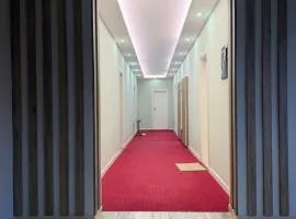 Hotel, Bar, Restaurant Beni