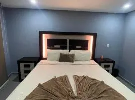 Paradise Apartment at Gallerias Escalon
