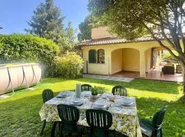 Gorgeous Home In Camaiore With Wifi