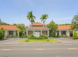 Koaniva Luxury Villa Beach Da Nang, hotel a Da Nang