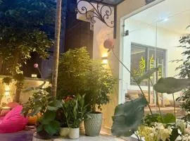 Aura Retreat Boutique Hotel Hanoi
