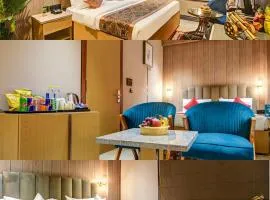 J Residency with Free Pickup from Nizamudin Railway Station 12 PM TO 6 PM