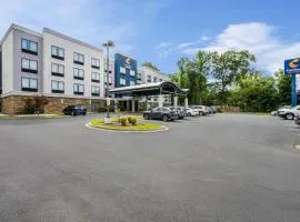 Comfort Suites New Bern near Cherry Point
