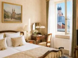 Grand Hotel