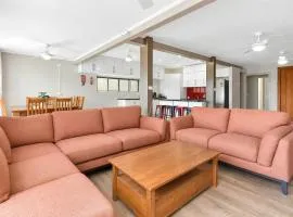 Coal d' Vine Entertainer - Cessnock NSW