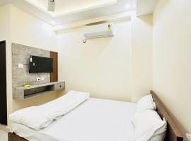 Hotel Prime Residency - just 400m from airport, hotel i Ranchi