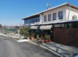 Shumata Guest House