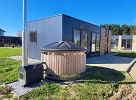 Cube 97 I 4 persoons chalet met hottub