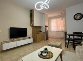 Lushnja Central Elegance