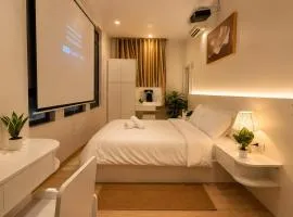 Moonland Hotel