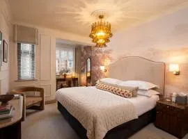 The Capital Hotel, Apartments & Townhouse - Small Luxury Hotels of The World