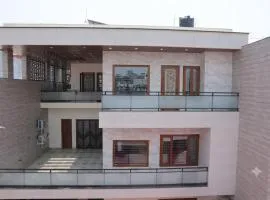 Beautifull luxury house in Roorkee