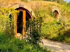 Arts Hollow