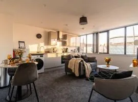 Bright 1 Bed Apartment in Central Wrexham