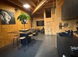 corner studio im fresh-cube