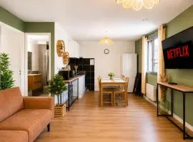 3 Chambres - Parking gratuit - Métro 100m - Lille 20min - Le Montesquieu