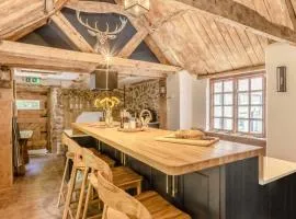 5 Bed in Bishops Lydeard oc-b45427