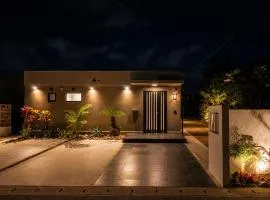 専属シェフのおもてなしTHE HERO VILLA 米原ビーチリゾートIshigaki