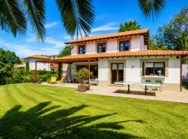 Villa Costa Cue