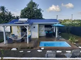 Bungalow chic à Sainte-Rose + piscine.