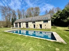 So Villa Moulin Janot 49 - Piscine chauffee - Basket - 2h Nantes - 45 p
