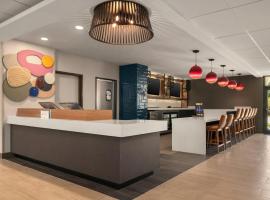 Atwell Suites Panama City Beach Southeast by IHG, hotel in Panama City Beach