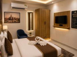 Hotel Aarambh By Ramayana Grand-Near Ram Mandir Ayodhya, khách sạn ở Ayodhya
