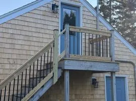 Capstone Cottage - Quintessential Cabin on Bay