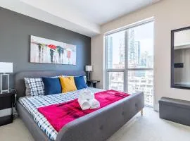 Downtown Condo Near Distillery and Waterfront - The Roland