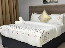 JH Boss Lady Guests house