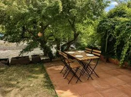 Le jardin secret au coeur du village