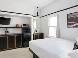 Gaslamp Quarter Gem Historic Hotel Room
