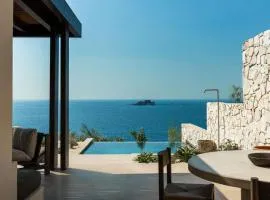 Luura - Cliff, Paros, Morgans Originals