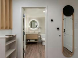 TownePlace Suites by Marriott Montreal Airport, hotel em Dorval