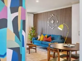 Designer Stay with Courtyard Bassendean near Swan Valley