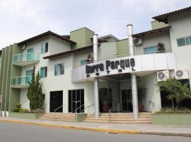Barra Parque Hotel, отель в городе Жарагуа-ду-Сул