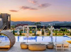 Gyeongju heybreeze Pool Villa