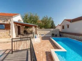 Villa Ika