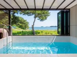 Taean Badameong Pet Pool Villa