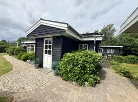 Spacious Holiday Home Near Beach And Nature