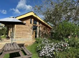 Couple's Wood Cabin in Naivasha - Elwai Visitor Centre