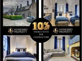 Large 6BDR House By Homebird Property Management Short Lets & Serviced Accommodation Leeds With Secured Parking & Garden Area