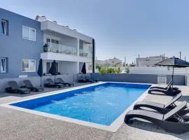 Oasis Luxury Residence B101 - Pool View
