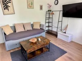 Mini Apartment mit Garten und Küche
