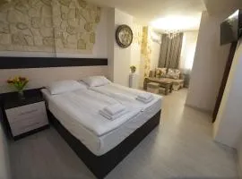 Premium Hotel