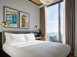 TRIBE London Canary Wharf, hotel in London