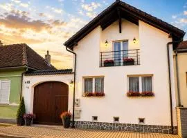 Margareta's House - Free Parking, Garden, Near Sibiu