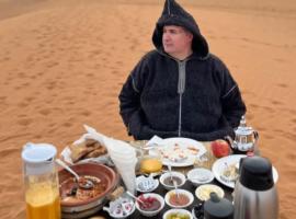 메르주가에 위치한 호텔 morocco sahara desert camp & activities