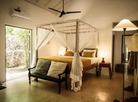 Oba Samanga by TONIk - 4BR Private Villa in Heenatigala
